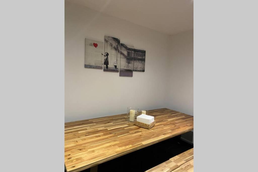 By Lushlets - City Centre Hot Tub Pool Table - Great For Hens Stags & Rugby Groups! Cardiff Exterior photo
