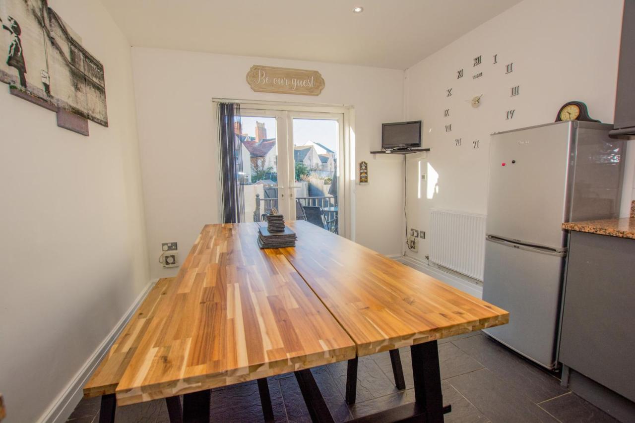 By Lushlets - City Centre Hot Tub Pool Table - Great For Hens Stags & Rugby Groups! Cardiff Exterior photo